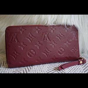 Louis Vuitton Zippy Wallet in Empreinte Leather